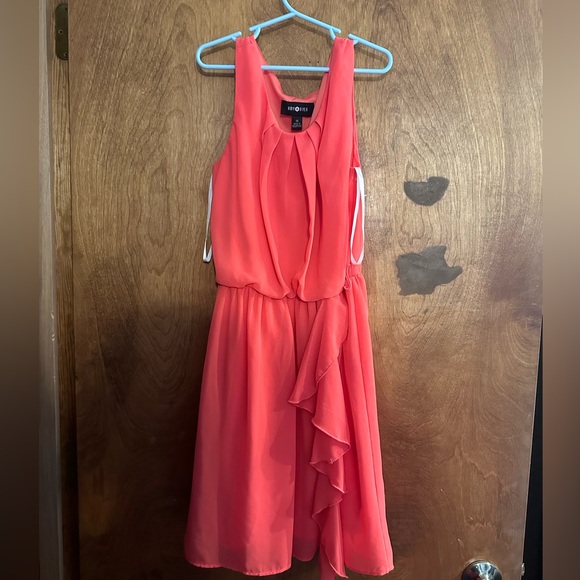 Girls: Amy Byer Coral Colored Dress Girls Size: 14 - Picture 4 of 4